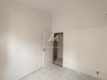 18 - Dormitorio