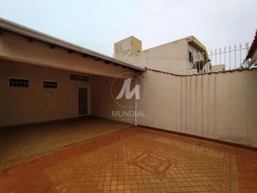 30 - Garagem/estacionamento