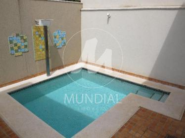 18 - Piscina