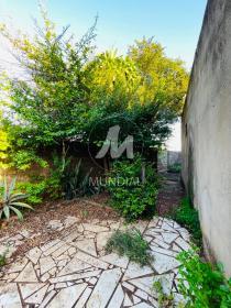 16 - Quintal/corredores