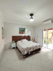 20 - Suite