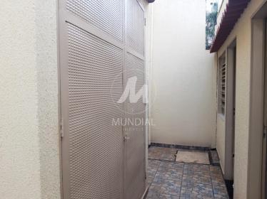 38 - Quintal/corredores