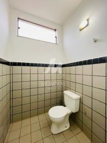 33 - Banheiro/lavabo