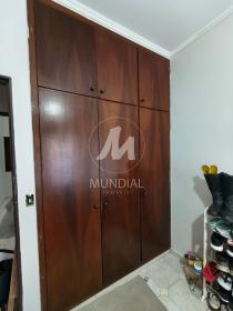 13 - Dormitorio