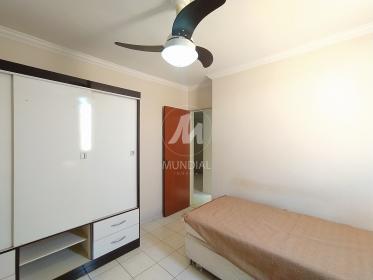 13 - Dormitorio