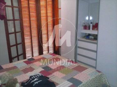 12 - Dormitorio