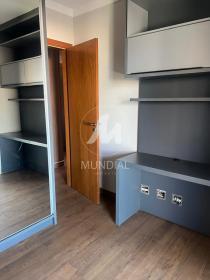 18 - Dormitorio