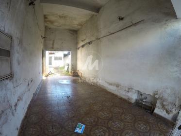 2 - Garagem/estacionamento