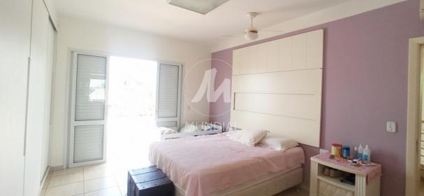 6 - Dormitorio