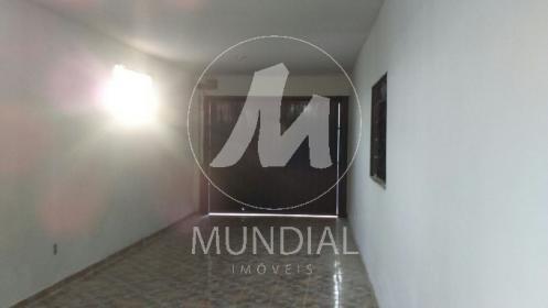 1 - Garagem/estacionamento