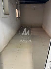 24 - Quintal/corredores