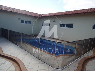 13 - Piscina