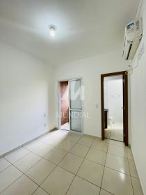 11 - Suite