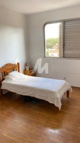 14 - Dormitorio