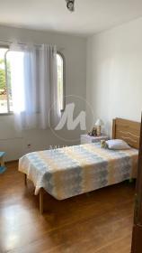 18 - Dormitorio