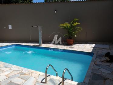 28 - Piscina