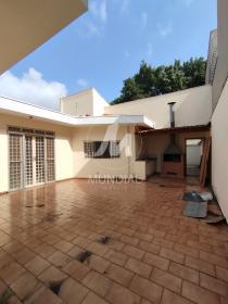 28 - Quintal/corredores