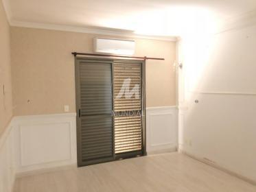 16 - Suite