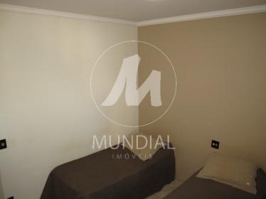 28 - Dormitorio