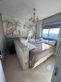 13 - Suite