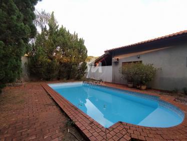33 - Piscina
