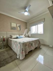 10 - Suite