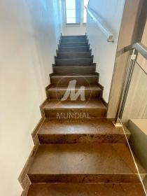 16 - Quintal/corredores
