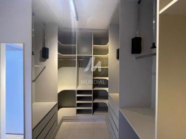 31 - Closet
