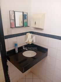 23 - Banheiro/lavabo