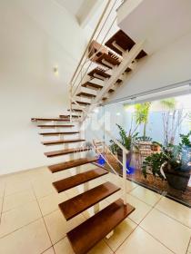 12 - Hall de Entrada