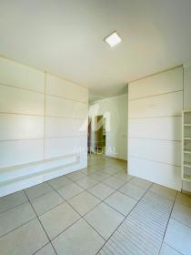 20 - Suite