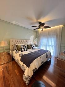 38 - Suite