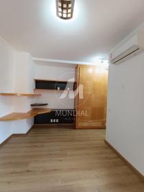 20 - Dormitorio