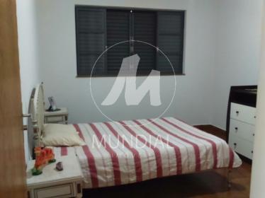 12 - Dormitorio