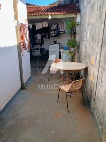 11 - Quintal/corredores