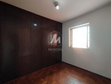18 - Dormitorio