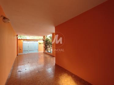 25 - Garagem/estacionamento
