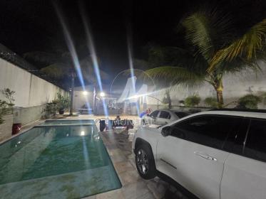 20 - Piscina
