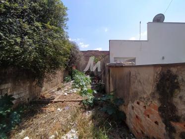 2 - Terreno/Lote