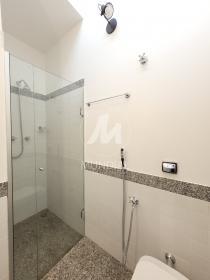 15 - Suite