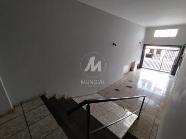 21 - Garagem/estacionamento
