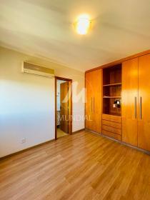 14 - Suite