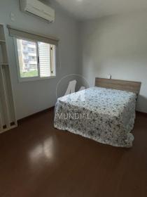10 - Suite