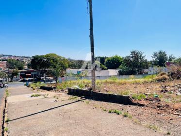 2 - Terreno/Lote
