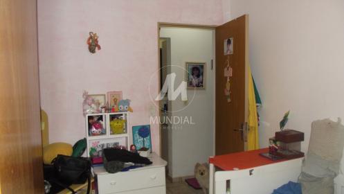 12 - Dormitorio
