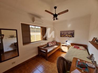 10 - Dormitorio