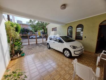 1 - Garagem/estacionamento
