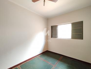10 - Dormitorio