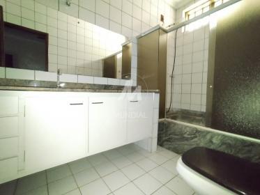 15 - Banheiro/lavabo