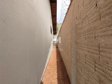 22 - Quintal/corredores